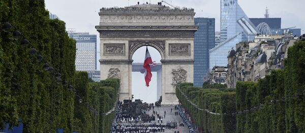 Le défilé du 14 juillet à Paris - Sputnik Afrique