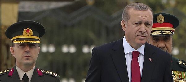 Recep Tayyip Erdogan (à droite) Recep Tayyip Erdogan (à droite) - Sputnik Afrique