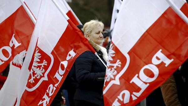 La crise politique en Pologne sape sa réputation en Europe - Sputnik Afrique