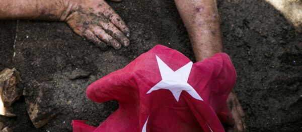 Turkey coup victim funeral - Sputnik Afrique