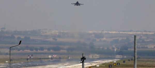 Avion de combat turc. Image d'illustration - Sputnik Afrique