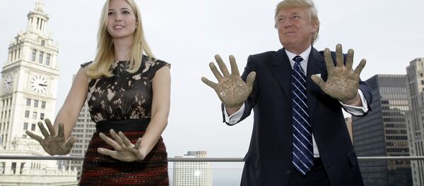 Donald Trump et sa fille Ivanka Donald Trump et sa fille Ivanka - Sputnik Afrique