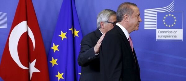 Türkiye Cumhurbaşkanı Recep Tayyip Erdoğan - Avrupa Komisyon Başkanı Jean-Claude Juncker - Sputnik Afrique