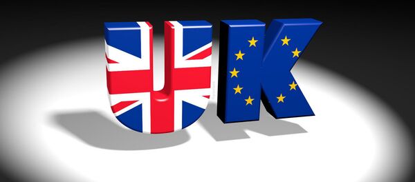 UK/EU text logo with Union Jack and European flag images - Sputnik Afrique