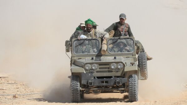L'armée syrienne poursuit sa progression dans le désert - Sputnik Afrique