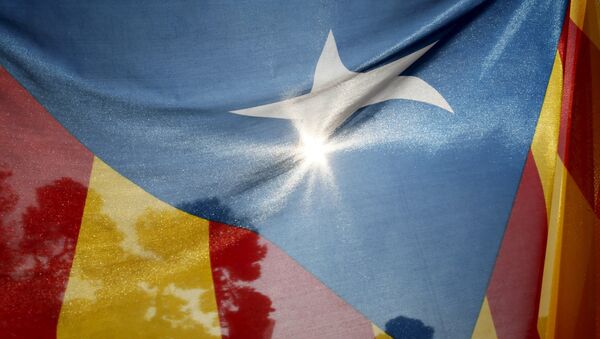 Les Catalans sacrifient leurs jours fériés pour l’idée d'indépendance - Sputnik Afrique