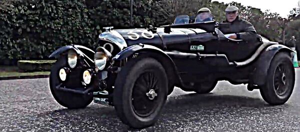 William Medcalf Vintage Bentley - Sputnik Afrique