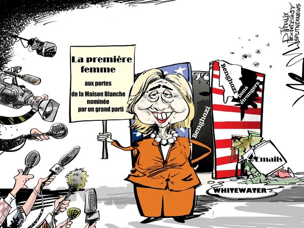 Du Whitewater aux emails: ça y est, Clinton, première femme désignée candidate! Du Whitewater aux emails: ça y est, Clinton, première femme désignée candidate! - Sputnik Afrique