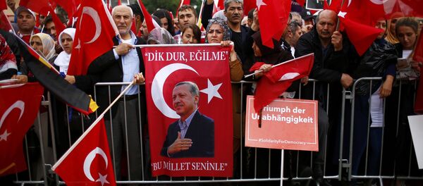 Les partisans du président turc Recep Tayyip Erdogan à Cologne - Sputnik Afrique