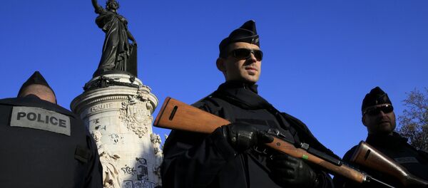 Un policier à Paris Un policier à Paris - Sputnik Afrique