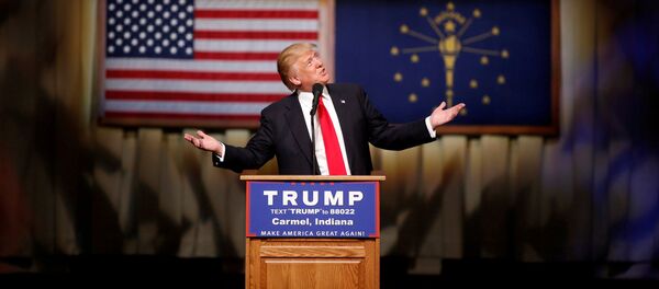 «Incapable de faire 5 mètres»: Trump se moque d’Hillary Clinton (vidéo) «Incapable de faire 5 mètres»: Trump se moque d’Hillary Clinton (vidéo) - Sputnik Afrique