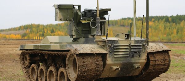 Боевой робот Нерехта-2 - Sputnik Afrique