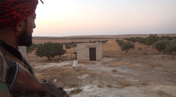 L'armée syrienne pilonne les camions-citernes de Daech - Sputnik Afrique