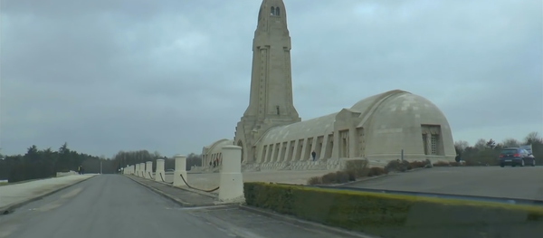 Un mémorial français de la Première Guerre mondiale, complexe mémorial de Douaumont - Sputnik Afrique