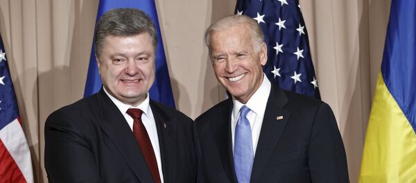 Joe Biden et Petro Porochenko en 2016 - Sputnik Afrique
