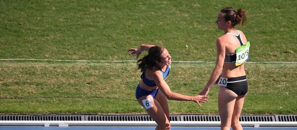 Abbey D'Agostino et Nikki Hamblin Abbey D'Agostino et Nikki Hamblin - Sputnik Afrique