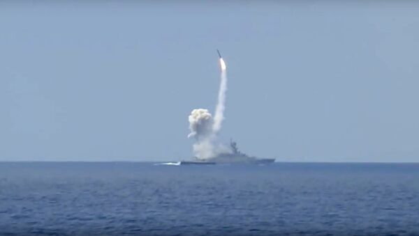 La Russie tire des missiles de croisière Kalibr sur al-Nosra - Sputnik Afrique