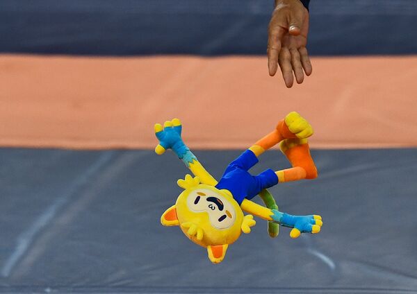 Peluche de Vinicius - Sputnik Afrique