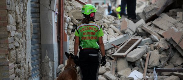 séisme en Italie - Sputnik Afrique