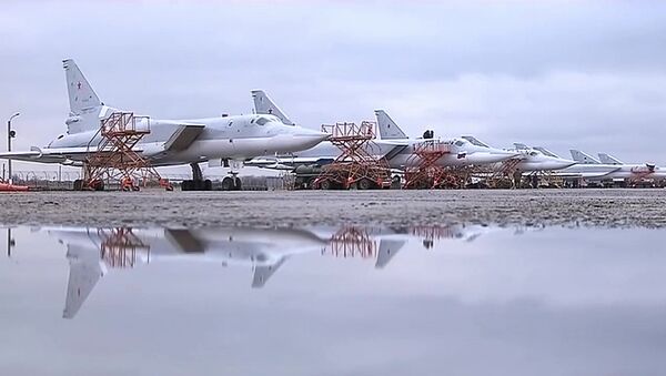 Боевой вылет дальних бомбардировщиков Ту-22М3 по объектам террористов в Сирии - Sputnik Afrique