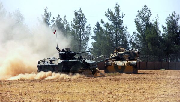 Un char turc près de la frontière syrienne - Sputnik Afrique