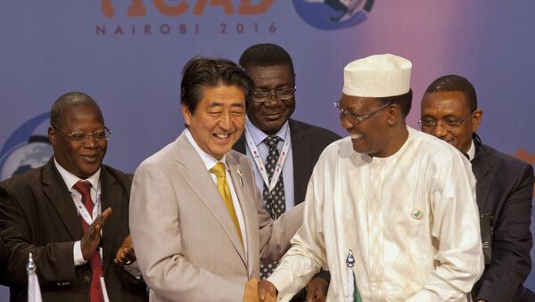 Le premier ministre japonais Shinzo Abe à Nairobi - Sputnik Afrique
