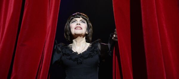 Mireille Mathieu - Sputnik Afrique