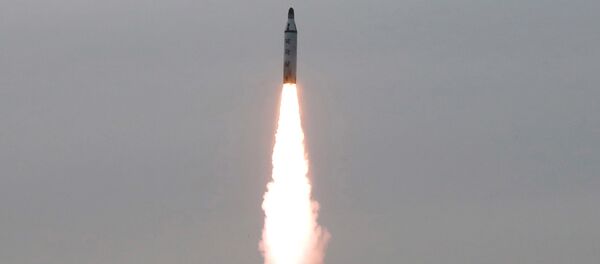 Missile tiré depuis un sous-marin nord-coréen - Sputnik Afrique
