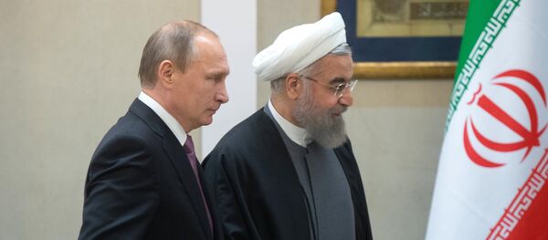 Les présidents russe et iranien Vladimir Poutine et Hassan Rohani - Sputnik Afrique