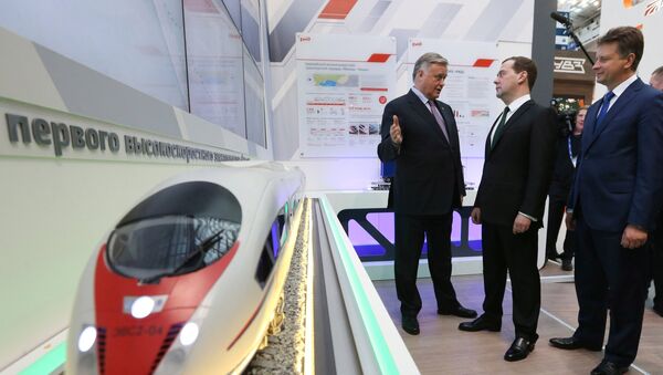 Д.Медведев посетил международный форум Транспорт России - Sputnik Afrique