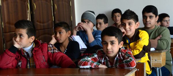 Школа в Дамаске, где участся дети погибших военнослужащих сирийской армии - Sputnik Afrique