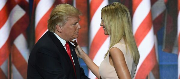 Quand Donald Trump voulait embrasser sa fille - Sputnik Afrique