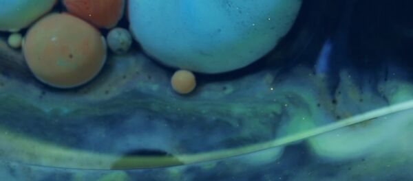 Du lait, du savon, de l'huile... et voici une galaxie! - Sputnik Afrique