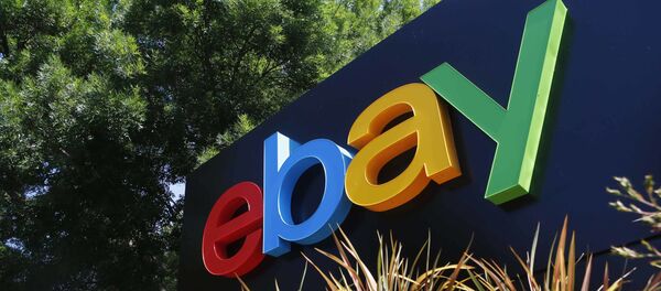 Логотип компании eBay на здании офиса в Сан-Хосе, США - Sputnik Afrique