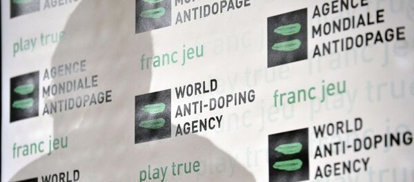 The shadow of Australian John Fahey, President of the World Anti-Doping Agency, WADA, is seen during a WADA Media Symposium at the Olympic Museum in Lausanne, Switzerland - Sputnik Afrique