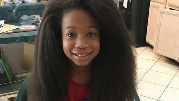 This 8 Year Old Boy Spent 2 Years Growing His Hair To Make Wigs For Kids With Cancer This 8 Year Old Boy Spent 2 Years Growing His Hair To Make Wigs For Kids With Cancer - Sputnik Afrique