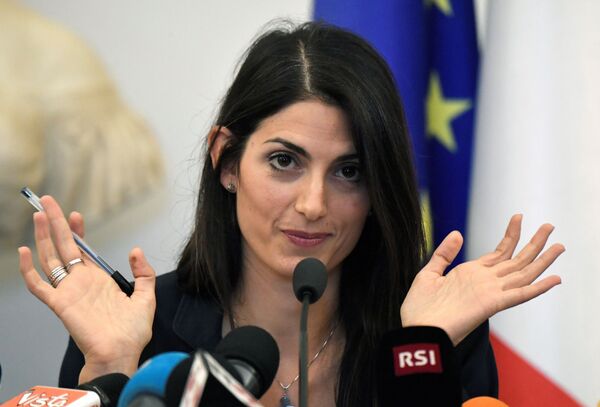 La nouvelle maire de Rome, Virginia Raggi La nouvelle maire de Rome, Virginia Raggi - Sputnik Afrique