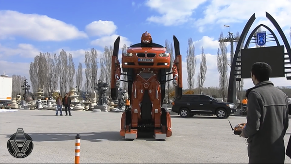 De vrais Transformers assemblés en Turquie - Sputnik Afrique
