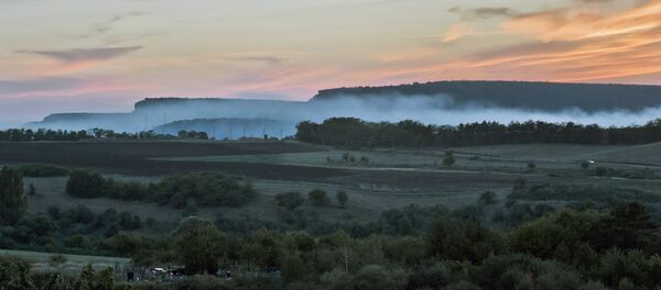 Окрестности вокруг сел Клиновка и Константиновка Симферопольского района в Крыму - Sputnik Afrique