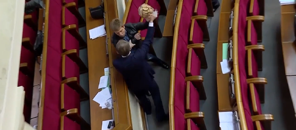 Des parlementaires ukrainiens se battent pour des biscottes - Sputnik Afrique