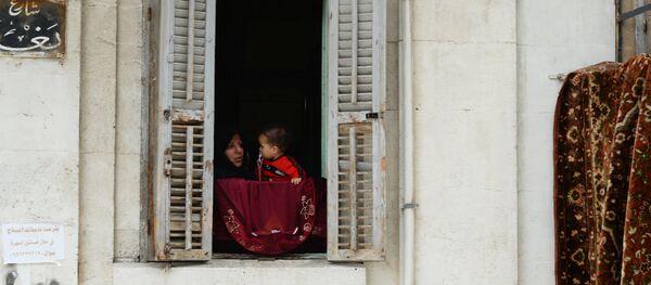 Alep: les terroristes torturent les proches des personnes évacuées - Sputnik Afrique