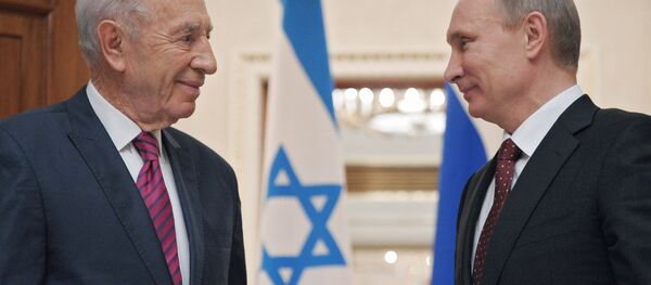 Vladimir Poutine et Shimon Peres - Sputnik Afrique