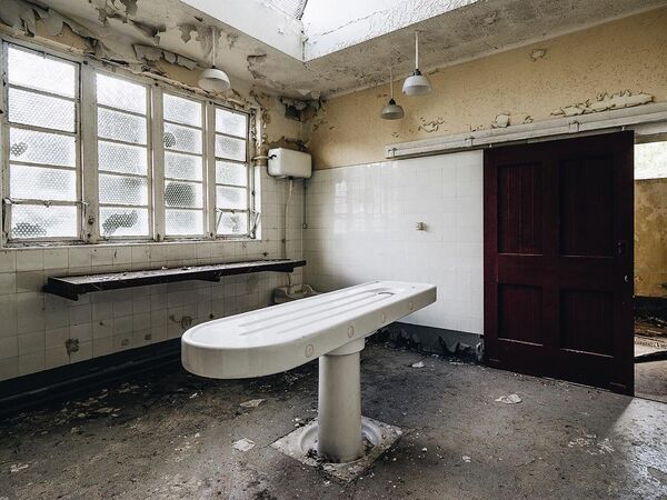 Aesthetics of Decay: Abandoned Britain Immortalized Through Photographer's Lens - Sputnik Afrique