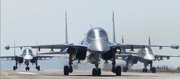 Des bombarders russes à l a base de Hmeimim en Syrie - Sputnik Afrique