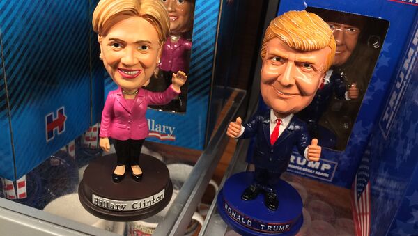Les poupées de Trump et Clinton - Sputnik Afrique