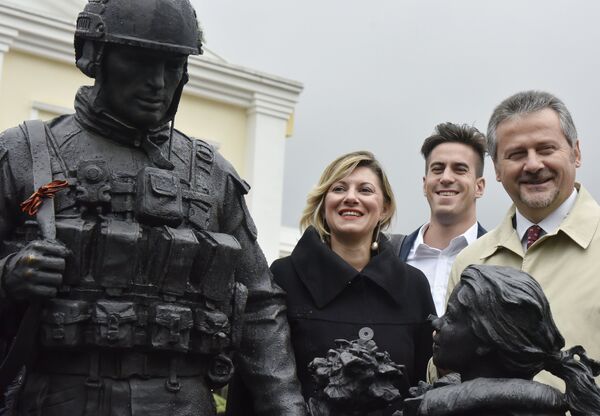 Parlementaires italiens en visite en Crimée Parlementaires italiens en visite en Crimée - Sputnik Afrique