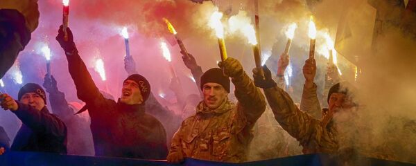 manifestation des membres du corps nationaliste Azov - Sputnik Afrique