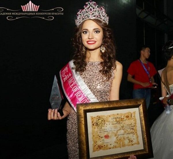 Alena Raeva est enchantée par sa victoire - Sputnik Afrique