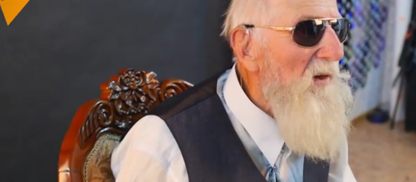 La mode n'a pas d'âge, comme le prouve un papy de 82 ans La mode n'a pas d'âge, comme le prouve un papy de 82 ans - Sputnik Afrique