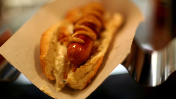 Les hot-dogs bientôt bannis de Malaisie? - Sputnik Afrique